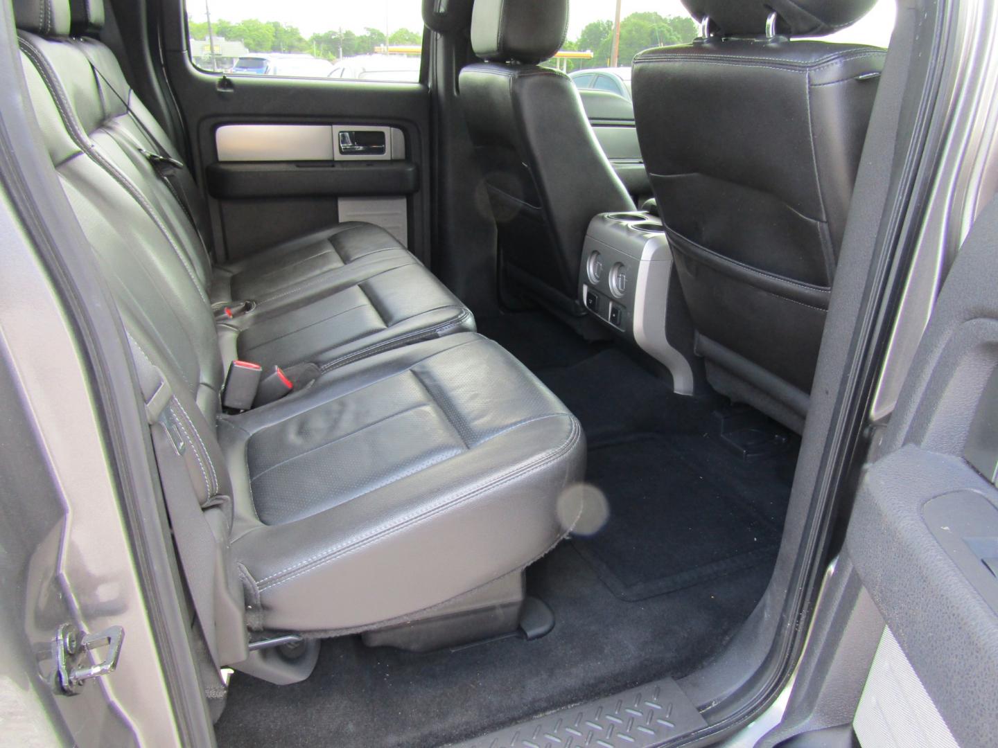 2013 Gray /Gray Ford F-150 Platinum SuperCrew 6.5-ft. Bed 2WD (1FTFW1CTXDF) with an 3.5L V6 TURBO engine, Automatic transmission, located at 15016 S Hwy 231, Midland City, AL, 36350, (334) 983-3001, 31.306210, -85.495277 - Photo#8